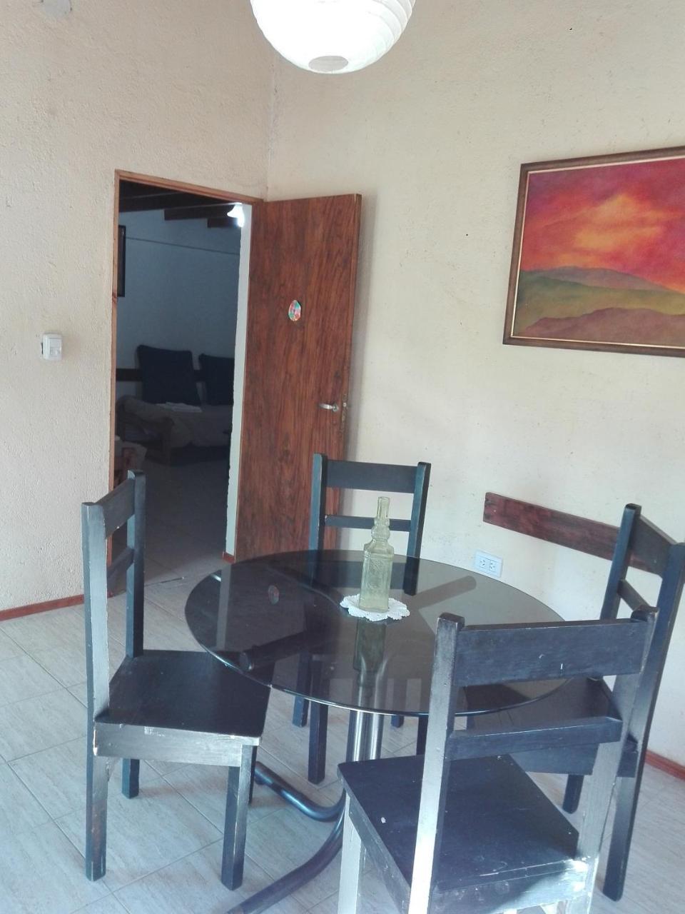 Las Acacias Refugio De Descanso La Falda Bagian luar foto